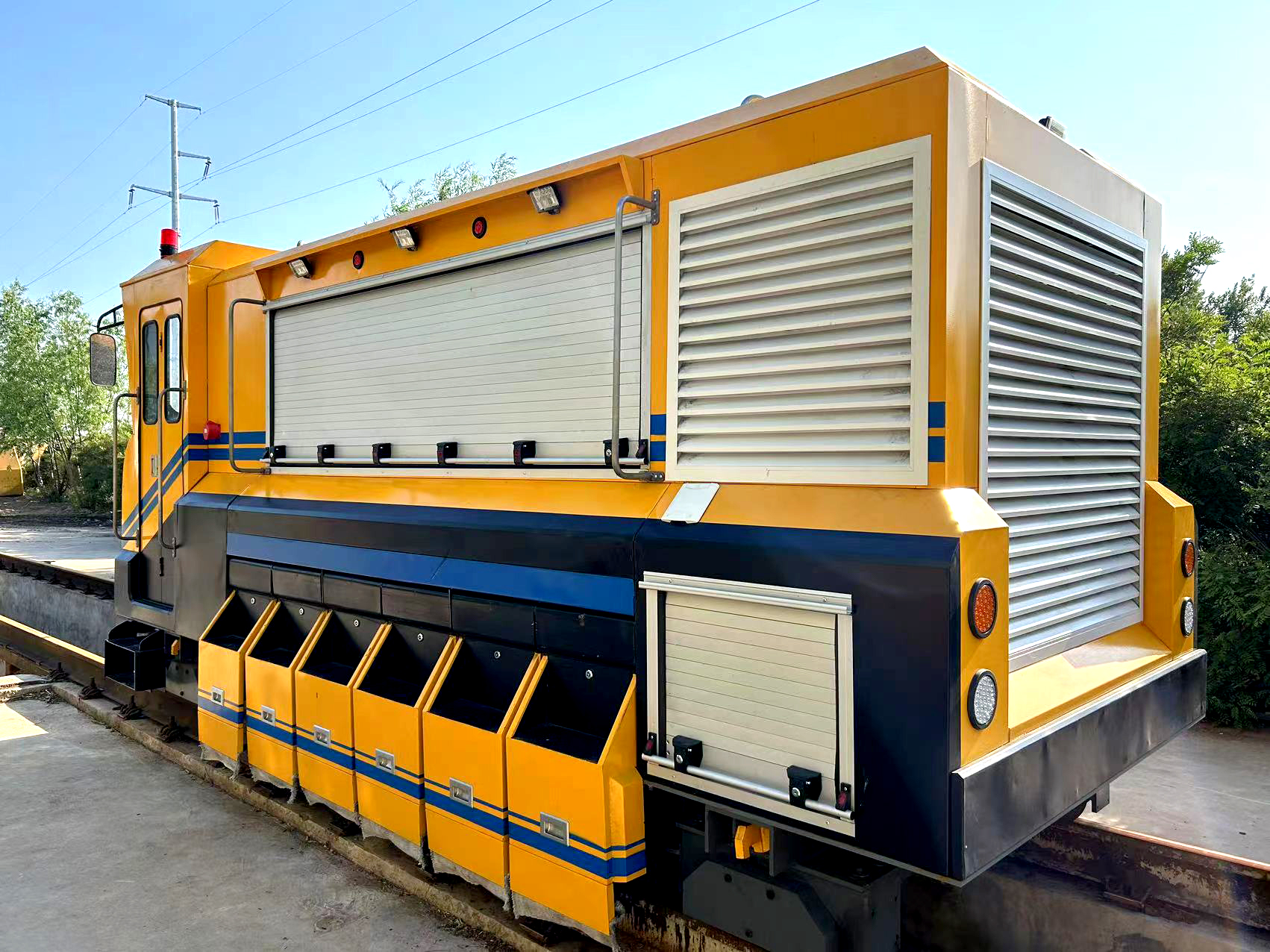 Medium-Sized Intelligent Rail Finishing and Grinding Equipment